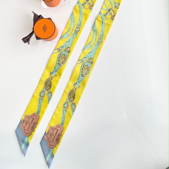 HERMES SILK YELLOW BEIGE BROWN BLUE Bandeau TWILLY WRAP - Picture 2 of 16